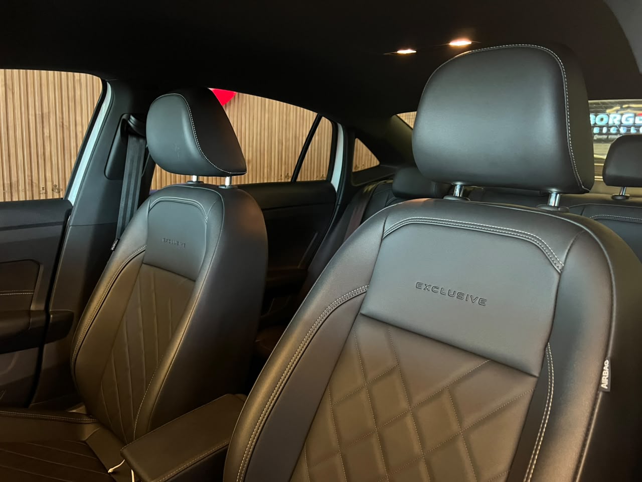 VW - VolksWagen VIRTUS Exclusive 250TSI 1.4 Flex 16V AUT VIRTUS Exclusive 250TSI 1.4 Flex 16V AUT