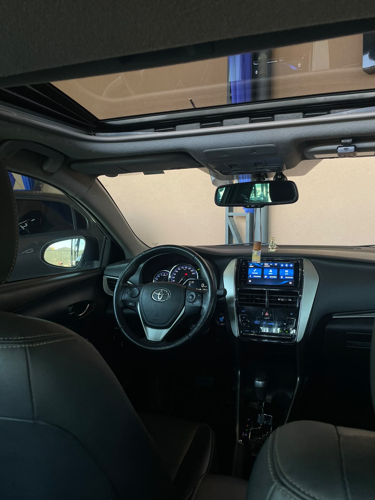 Toyota YARIS XLS Connect Sed. 1.5 Flex 16V AUT. YARIS XLS Connect Sed. 1.5 Flex 16V AUT.