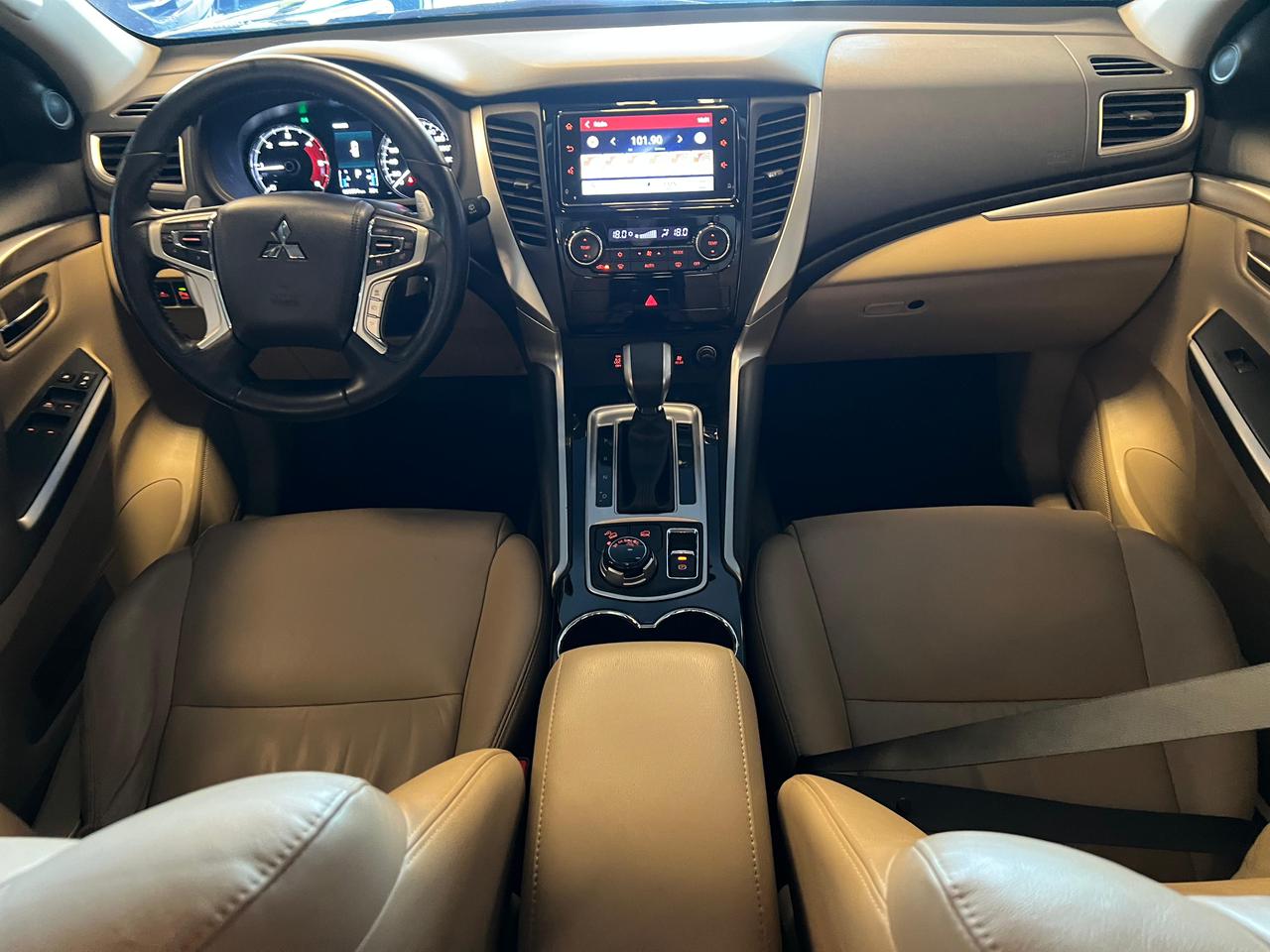 Mitsubishi PAJERO Sport HPE 2.4 Automático 7 LUGARES 2.4