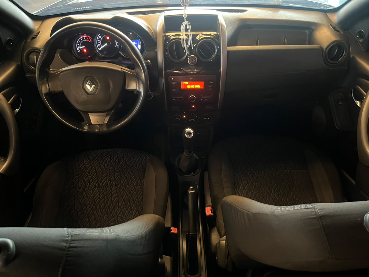 Renault DUSTER Expression 1.6 Hi-Flex 16V Mec. DUSTER Expression 1.6 Hi-Flex 16V Mec.