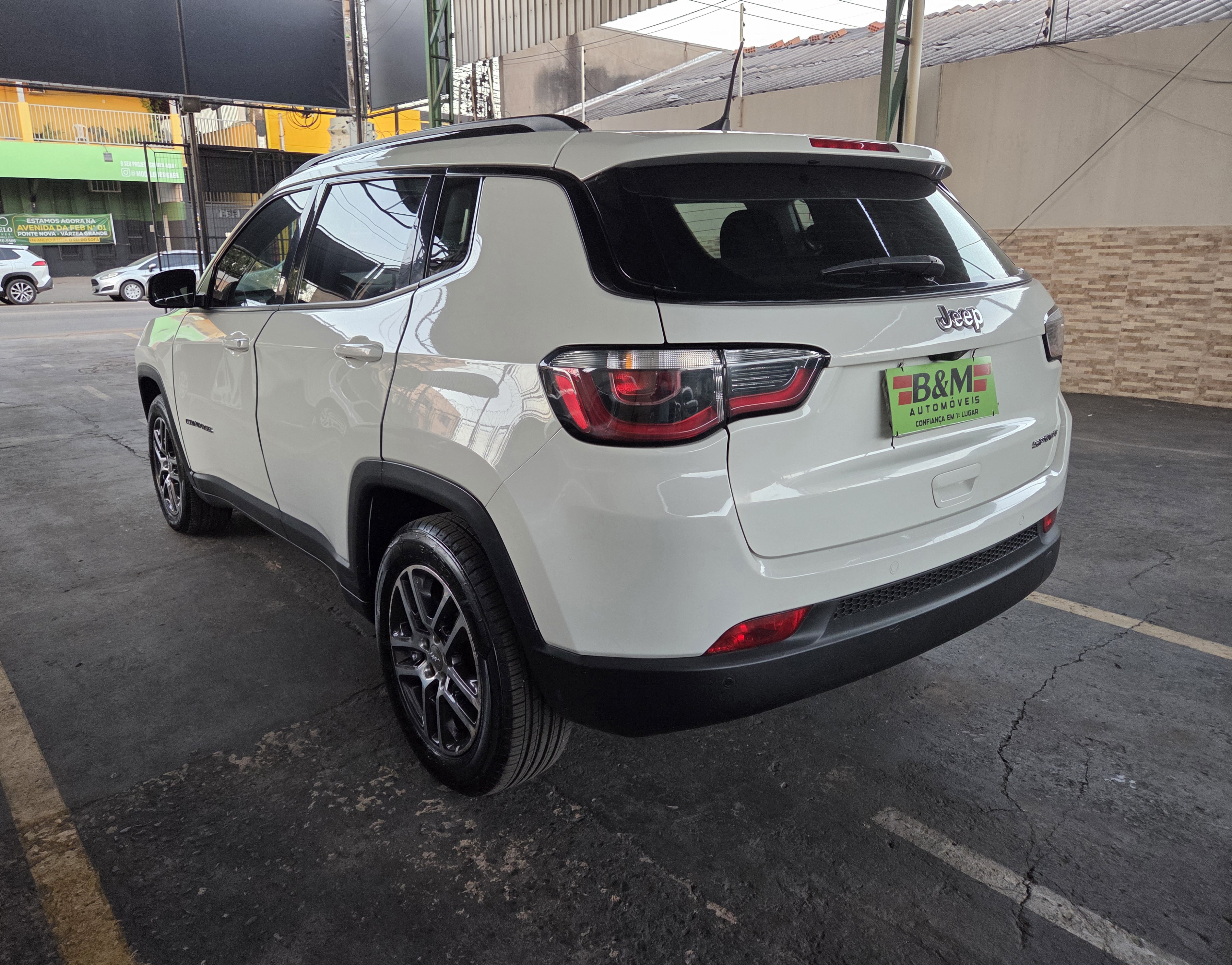 Jeep COMPASS SPORT 2.0 4x2 Flex 16V AUT. COMPASS SPORT 2.0 4x2 Flex 16V AUT.